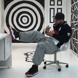 Meet your Posher, Vance